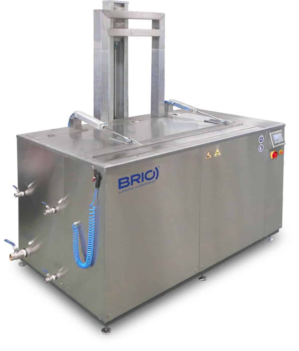 BRIO automatic ultrasonic cleaning machine for naval parts cleaning. 2000 liters.